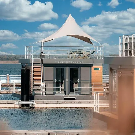Hausboot Paradise
