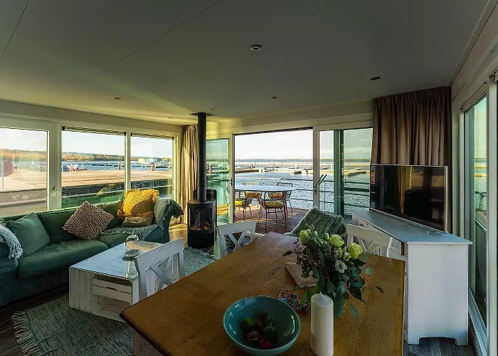 Botel Hausboot Paradise Klitten